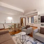 Roma 1 - Elegante Appartamento Con Terrazzo