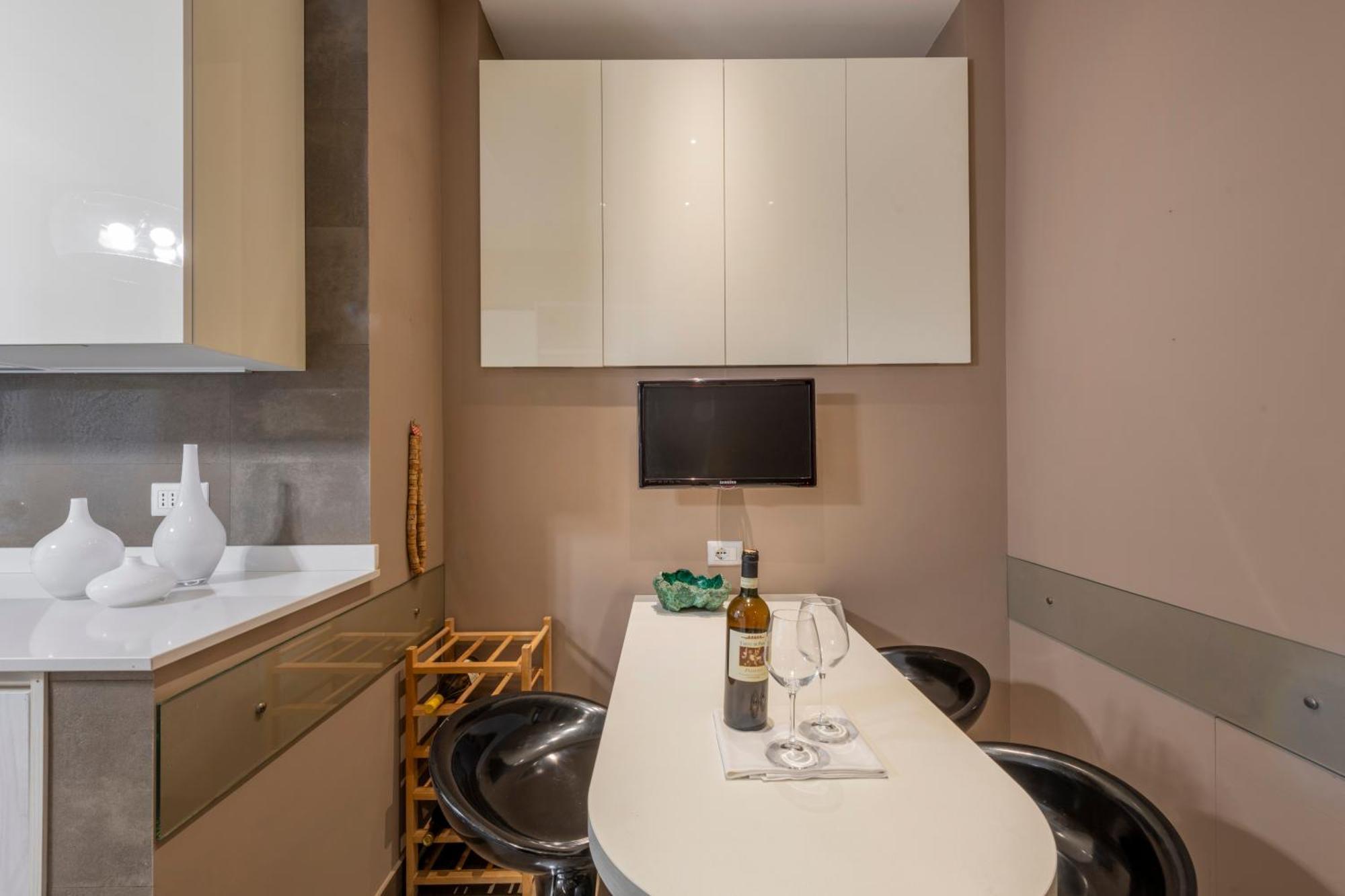 1 - Elegante Con Terrazzo *