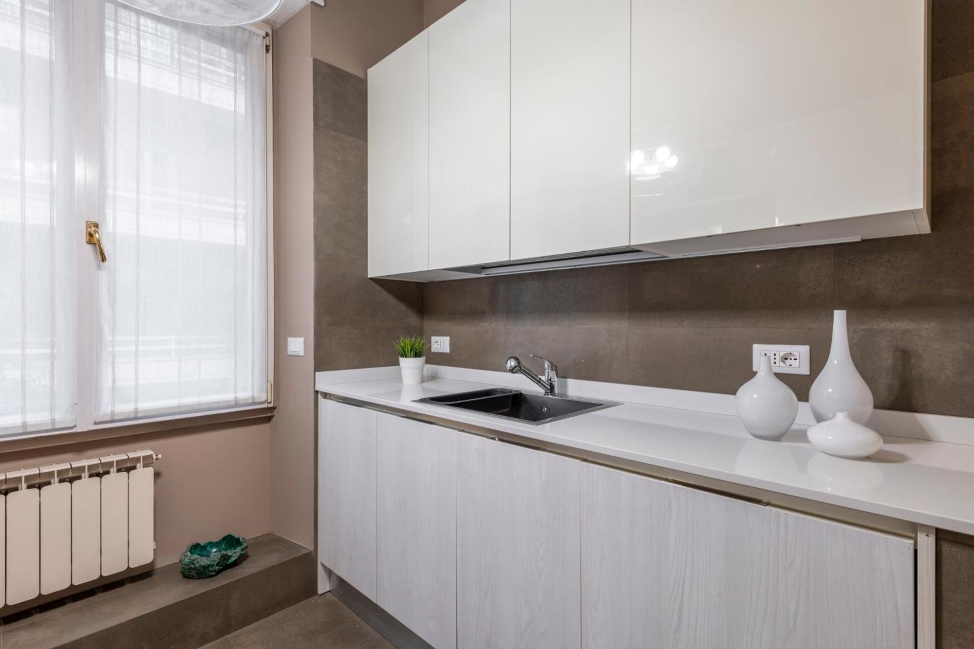 1 - Elegante Con Terrazzo Apartment *